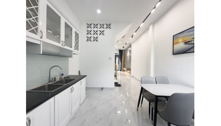 Bán Nhà HXH Nguyễn Văn Đậu, 4x10, Nhà Mới Ở Ngay Nhỉnh 5 Tỉ